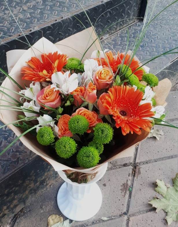 Букет цветов из: Герберы, Хризантемы, Альстромерии и Розы в Алачково