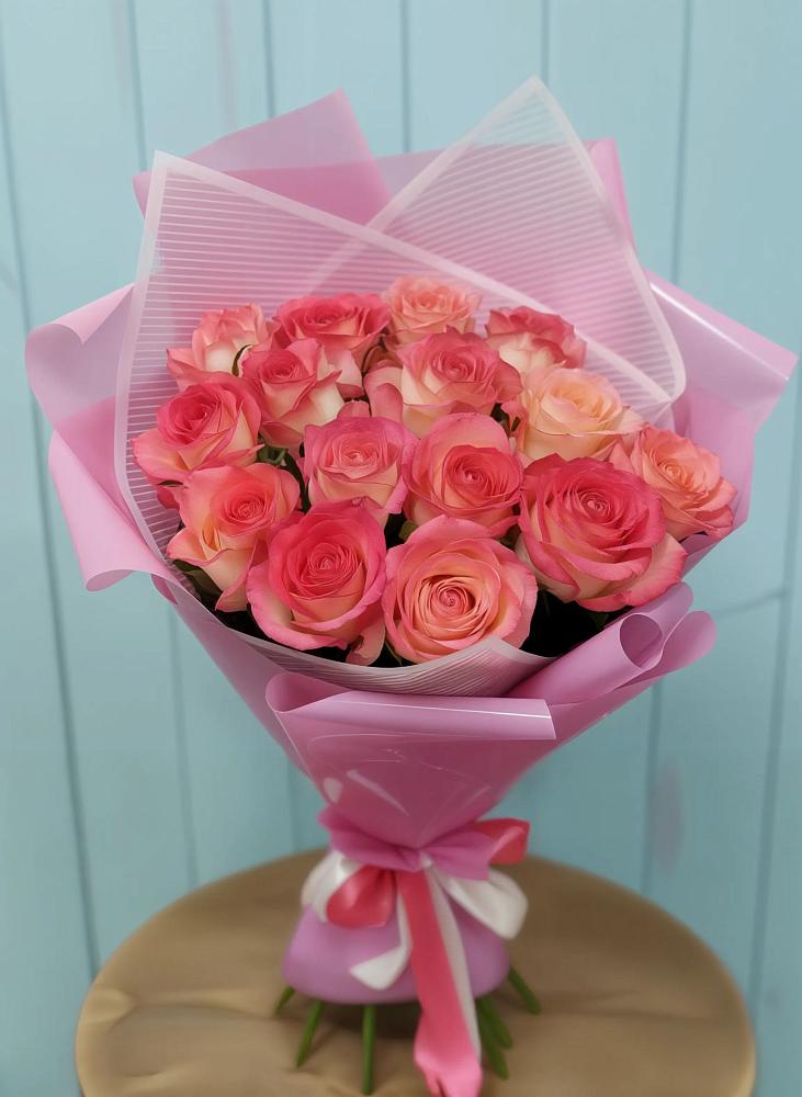 Букет 15 Розовых роз Равель в Алачково