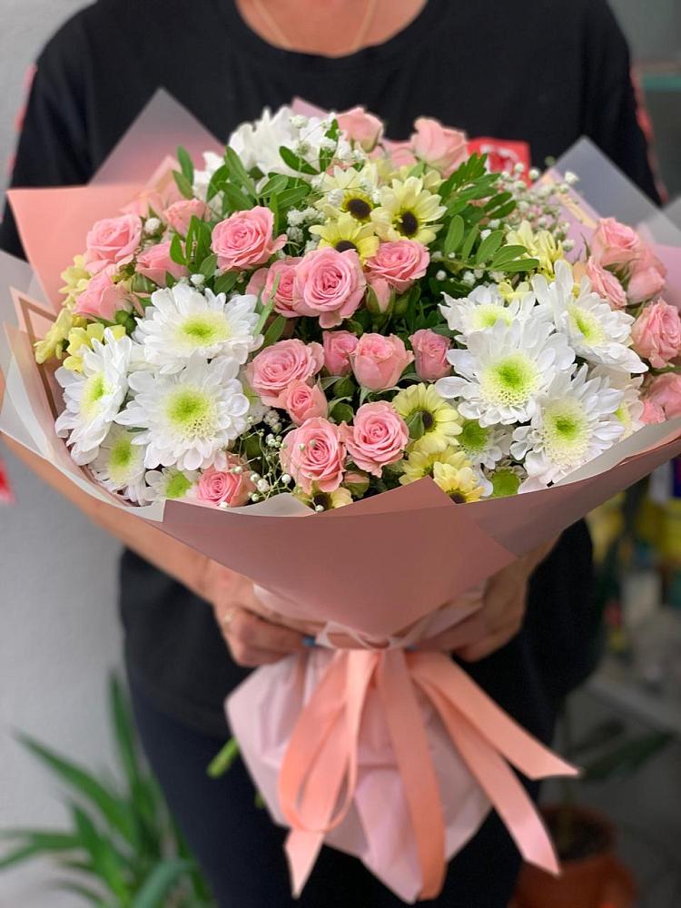 Букет цветов из: Розы и Хризантемы в Алачково
