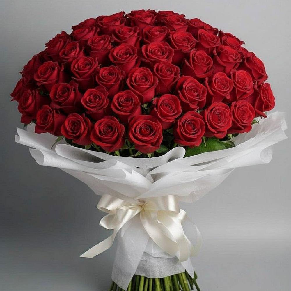 Букет 101 Красная роза Блэк Мэджик в Алачково