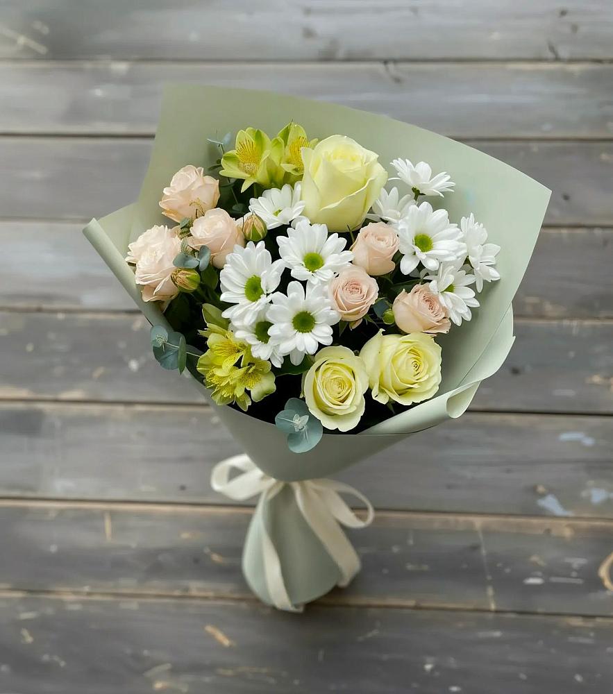 Букет цветов из: Альстромерии, Розы и Хризантемы в Алачково