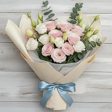 Букет цветов из:  Лизиантусы в Алачково