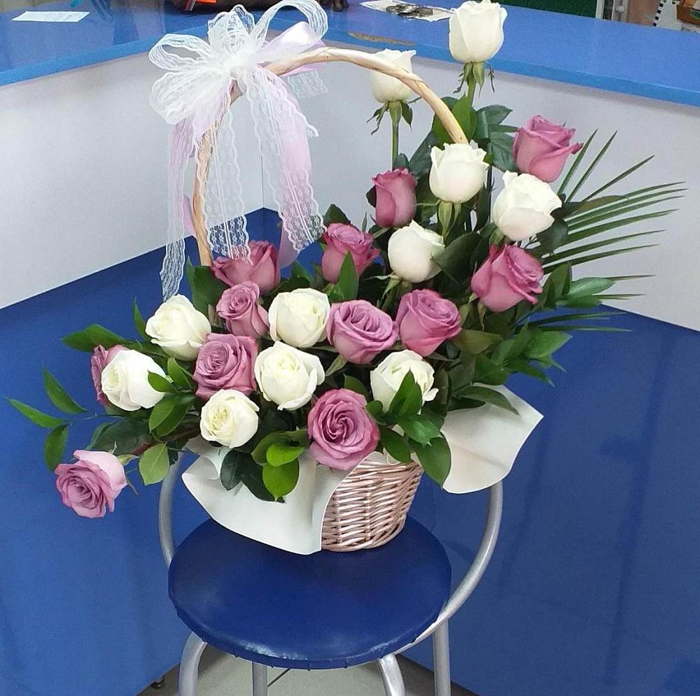 Цветочная композиция из Розы в корзине в Алачково