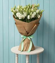 Букет цветов из:  Лизиантусы в Алачково