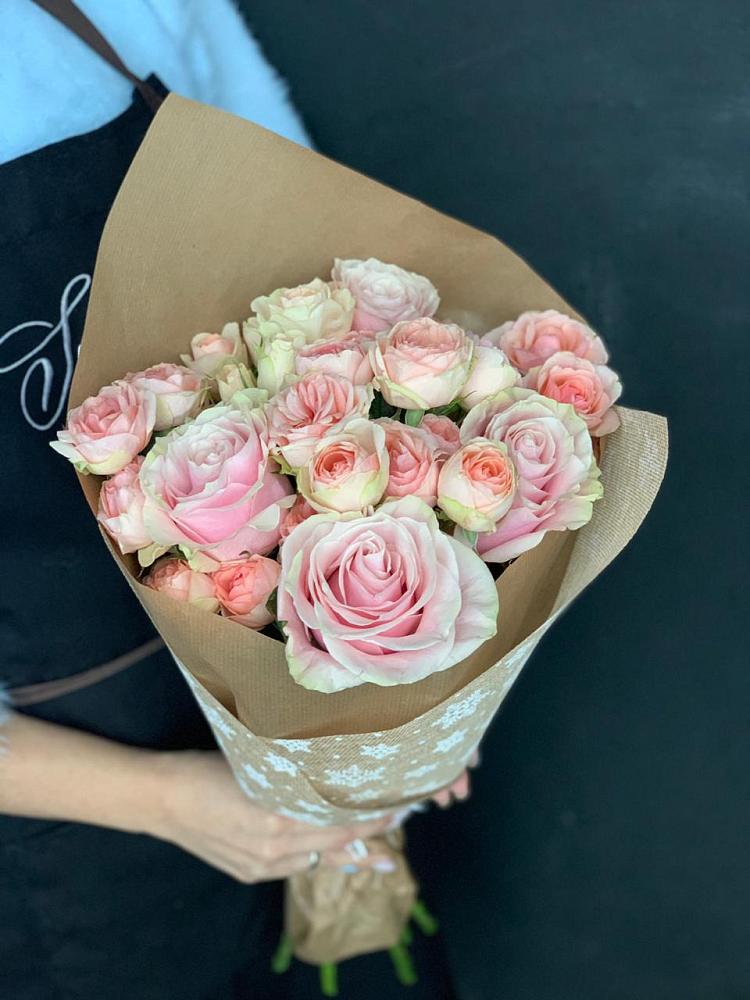 Букет цветов из: Хризантемы и Розы в Алачково