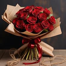 Букет 17 Красных роз Эдлесс Лав в Алачково