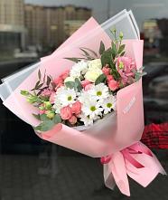 Букет цветов из:  Розы, Лизиантусы и Хризантемы в Алачково