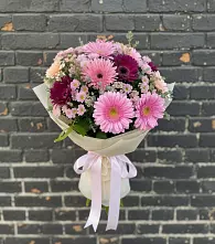 Букет цветов из:  Герберы и Хризантемы в Алачково