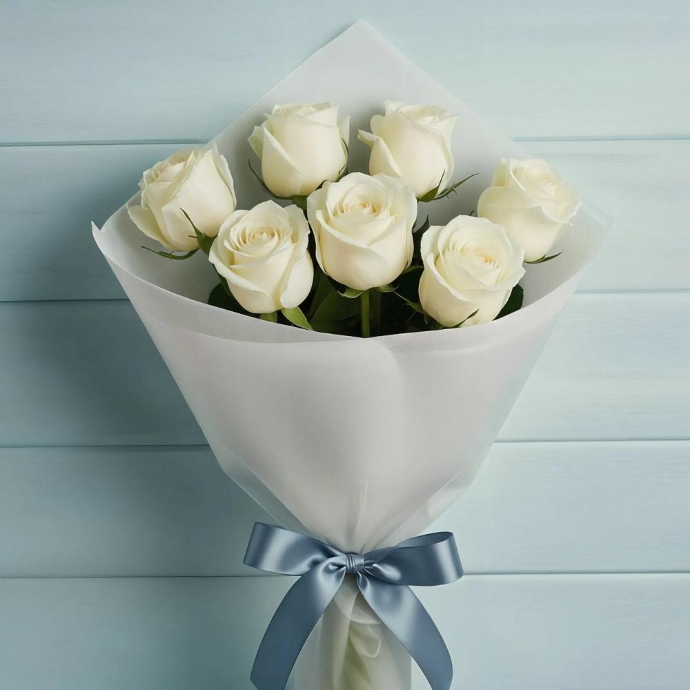 Букет 7 Белых роз Эдлесс Лав в Алачково