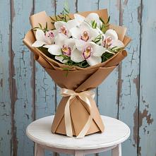 Букет цветов из:  Орхидеи и Розы в Алачково